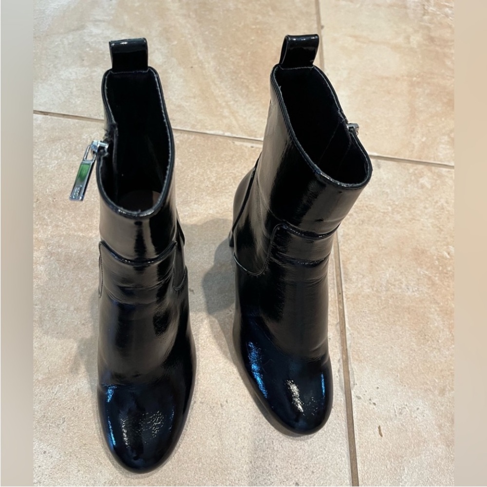 NWOT - Never worn Zara Glossy Black Heeled Boots - Picture 4 of 6